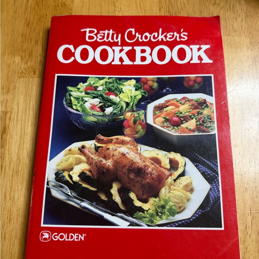 Betty Crocker Red Cookbook